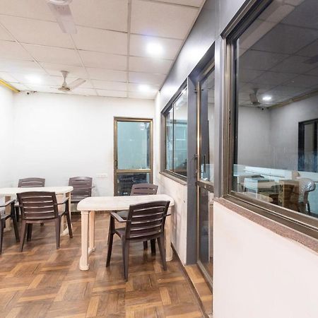 Oyo 13535 Aakash Hotel Ahmedabad Luaran gambar