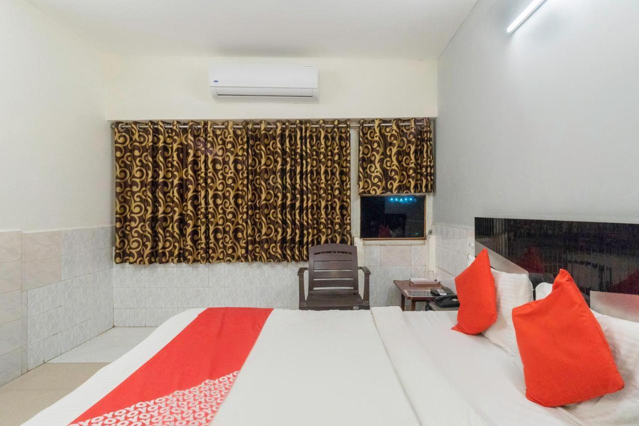 Oyo 13535 Aakash Hotel Ahmedabad Luaran gambar