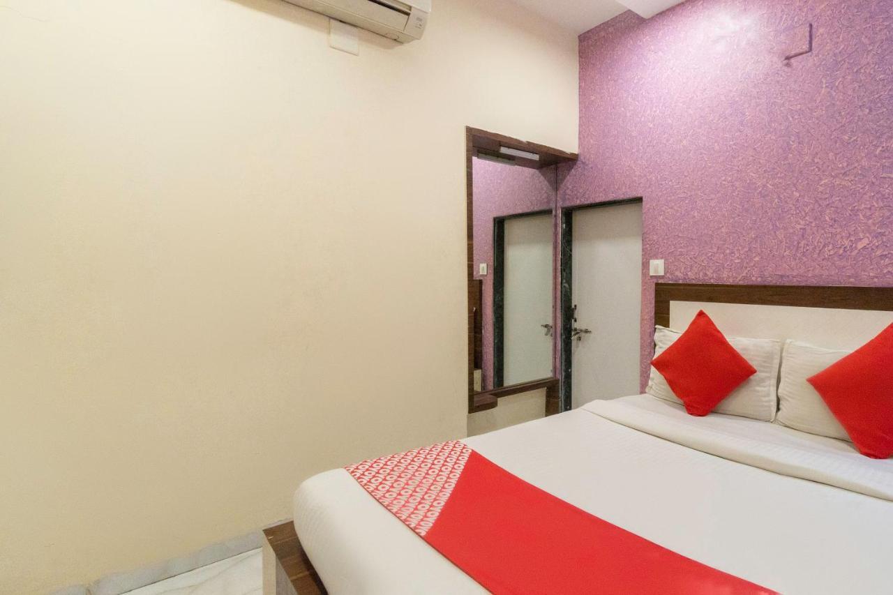 Oyo 13535 Aakash Hotel Ahmedabad Luaran gambar