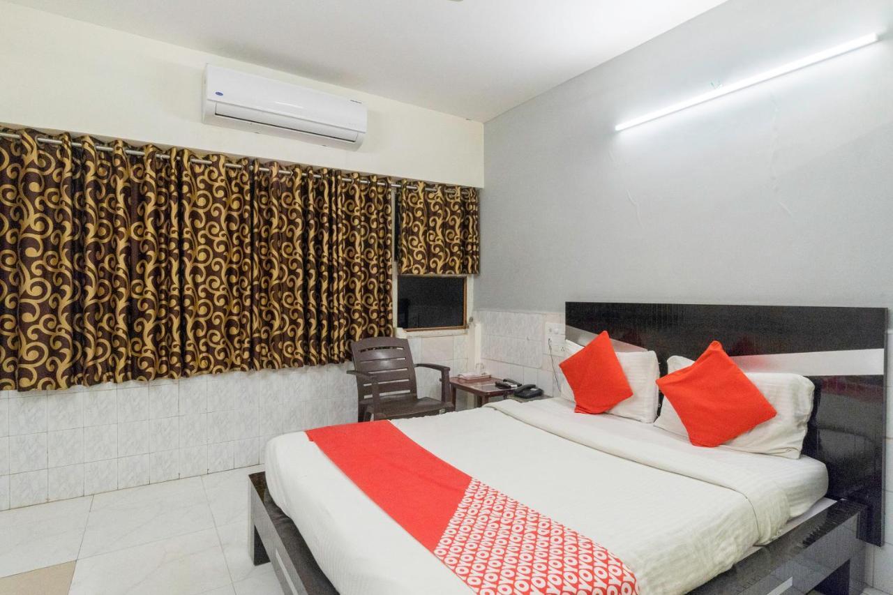 Oyo 13535 Aakash Hotel Ahmedabad Luaran gambar